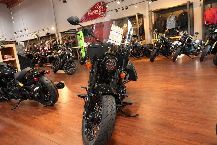 2025 Indian Motorcycle® Super Chief® Dark Horse® Black Metallic