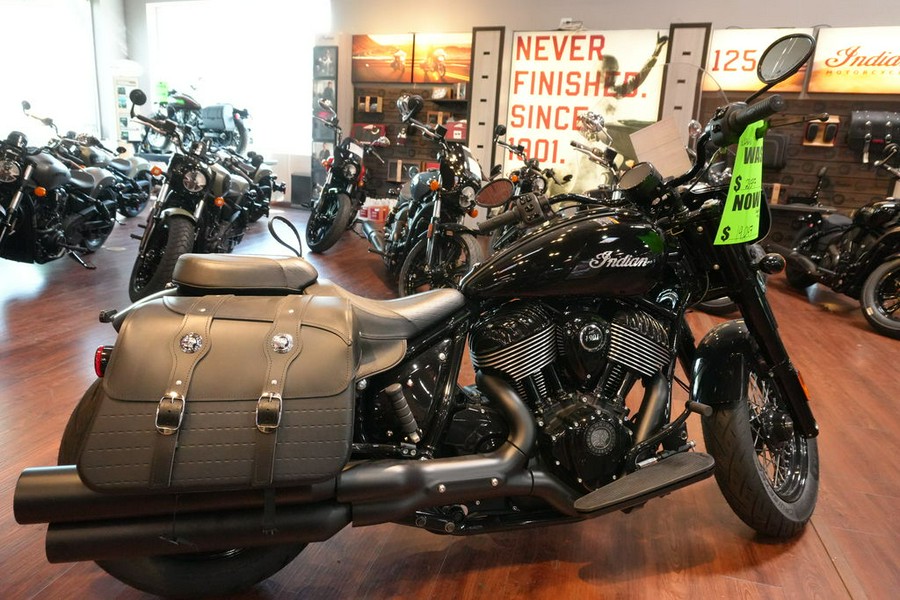2025 Indian Motorcycle® Super Chief® Dark Horse® Black Metallic
