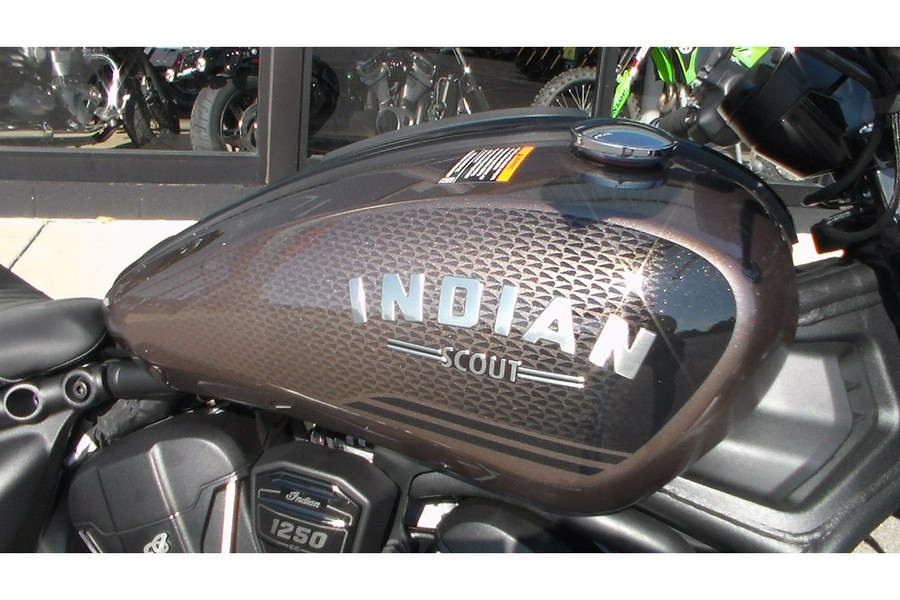 2025 Indian Motorcycle SCOUT BOBBER LTD, NARA BRNZ MTLC, TEC, 49ST Limited + Tech