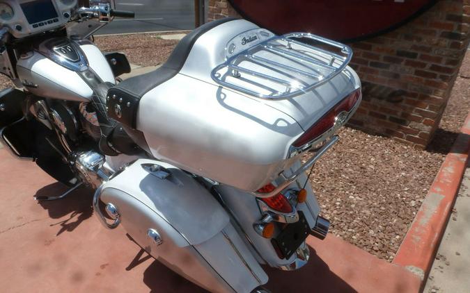 2018 Indian Motorcycle® Roadmaster® ABS Pearl White over Star Silver