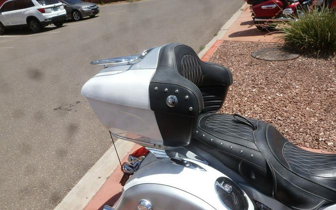 2018 Indian Motorcycle® Roadmaster® ABS Pearl White over Star Silver