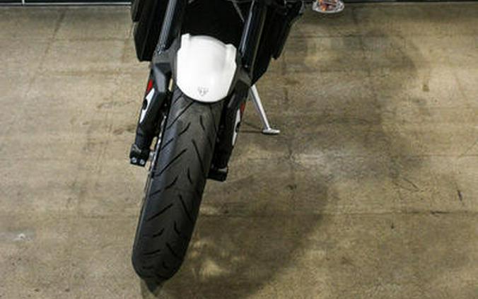 2024 Triumph Street Triple 765 R Crystal White