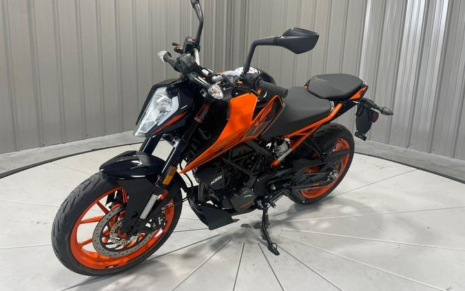 2023 KTM 200 DUKE