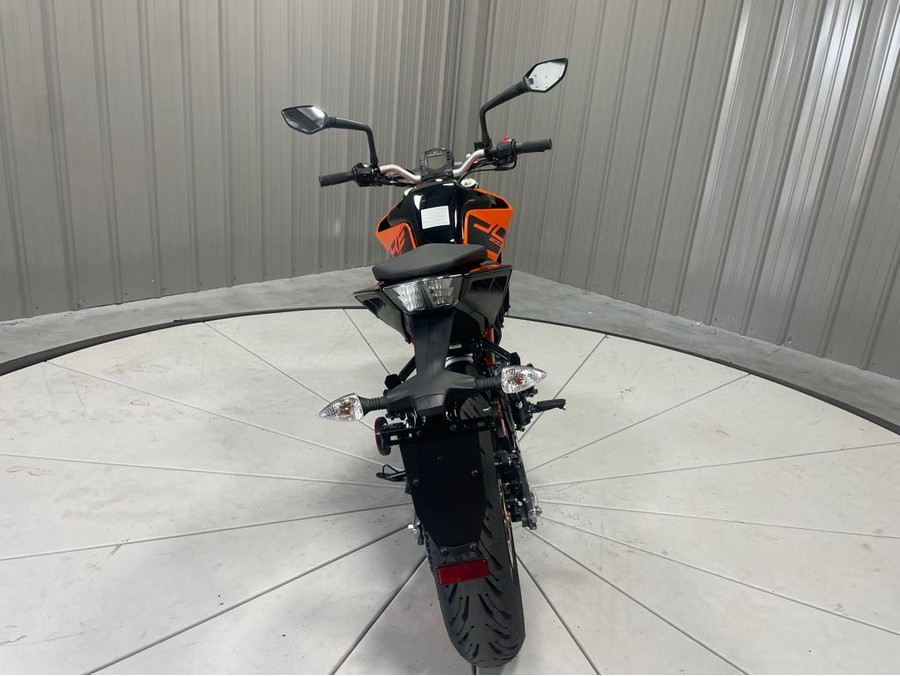 2023 KTM 200 DUKE