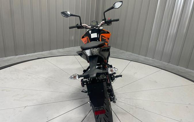 2023 KTM 200 DUKE