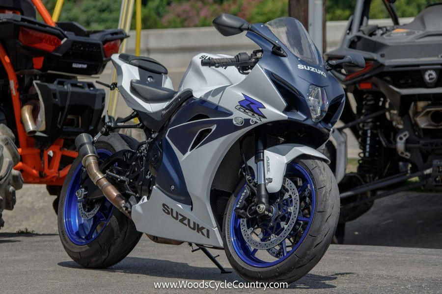 2023 Suzuki GSX-R1000