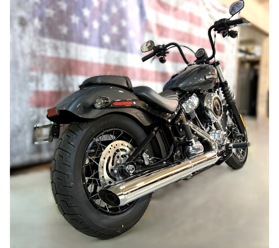 2025 FXBB Street Bob