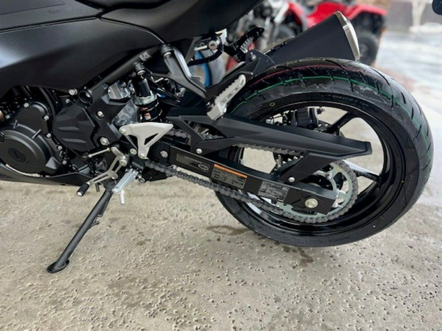 2026 Kawasaki Ninja 500 ABS Metallic Flat Spark Black