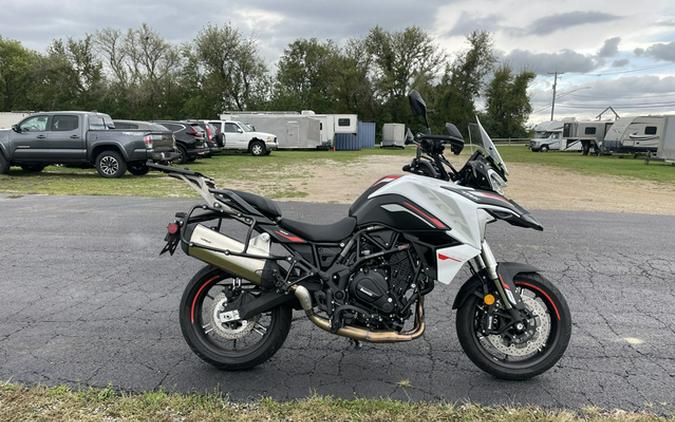 2025 Benelli TRK 702 - WHITE