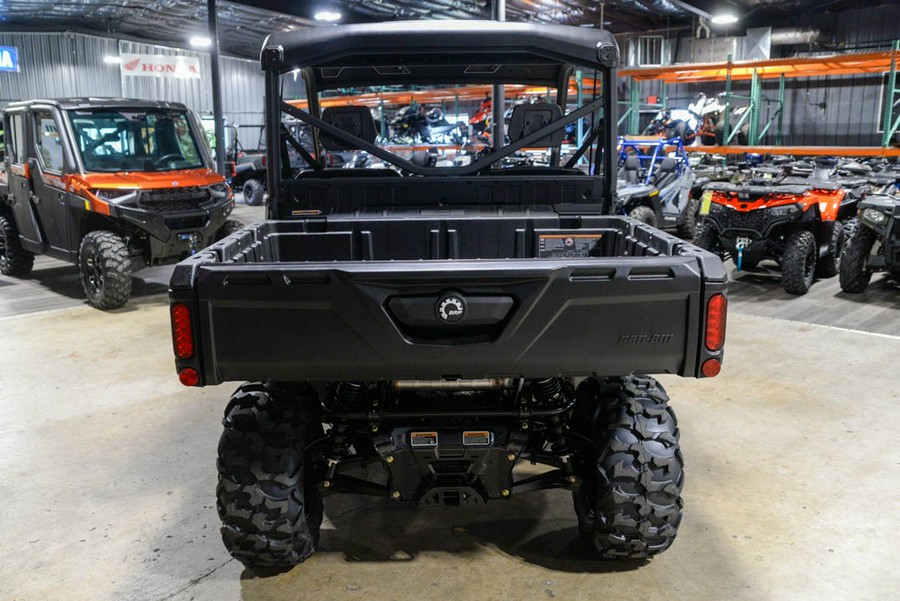 2027 Can-Am Defender XT HD7