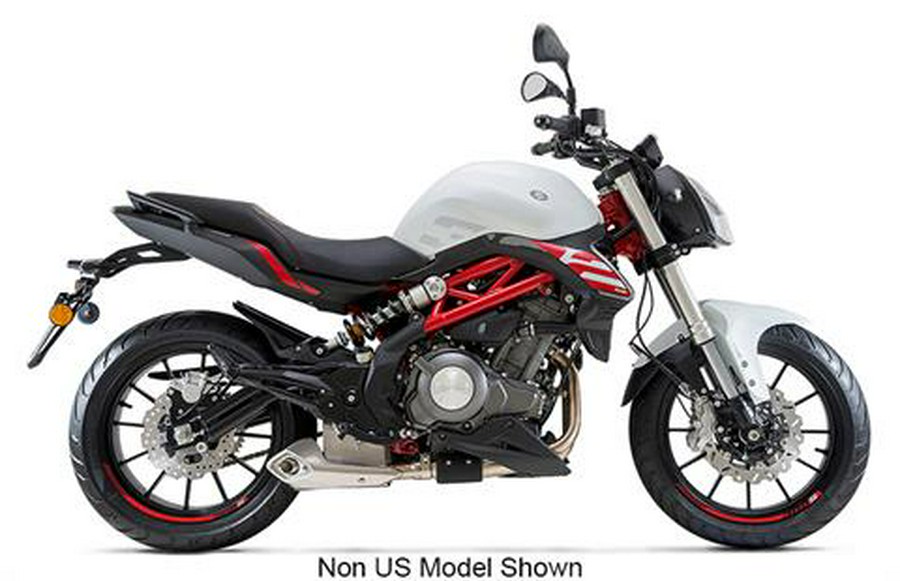 2022 Benelli 302S