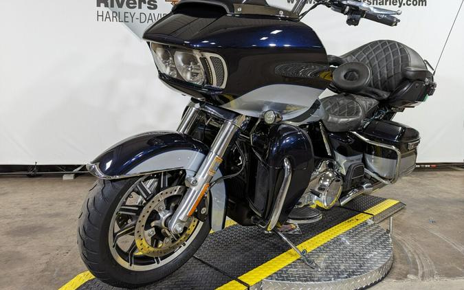 2019 Harley-Davidson Road Glide Ultra Midnight Blue/Barracuda Silver