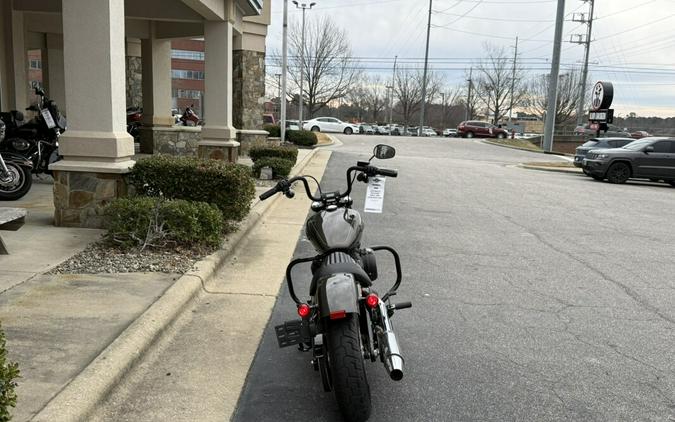 2020 Harley-Davidson Street Bob River Rock Gray
