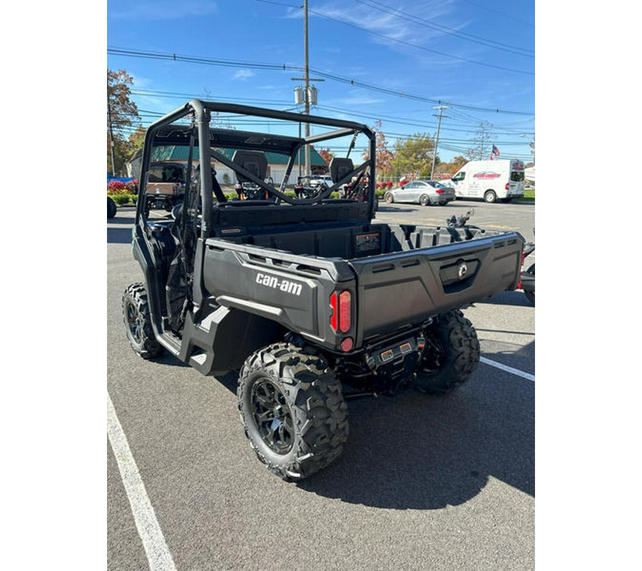 2025 Can-Am® Defender DPS HD9 Compass Green