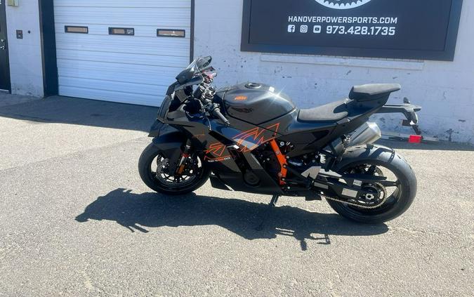 2026 KTM 990 RC R