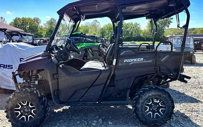 2021 Honda Pioneer 700-4 Deluxe