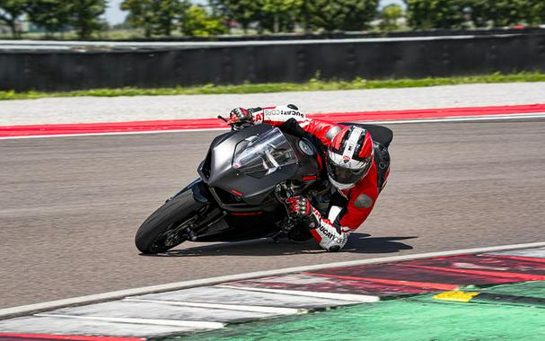 2024 Ducati Panigale V2 Black on Black