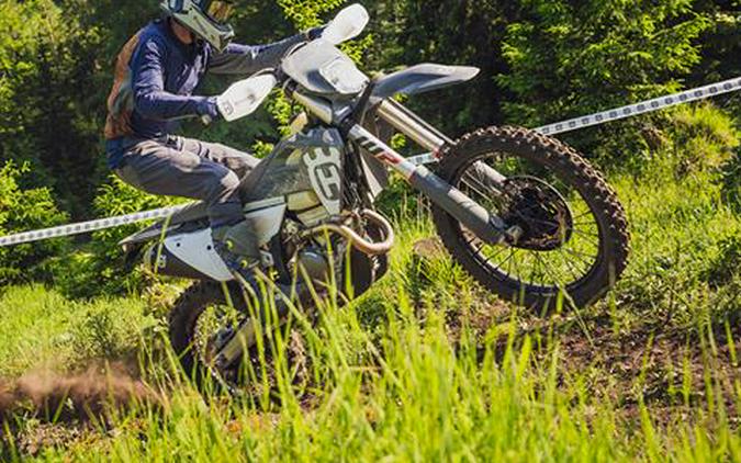 2025 Husqvarna TE 300 Pro