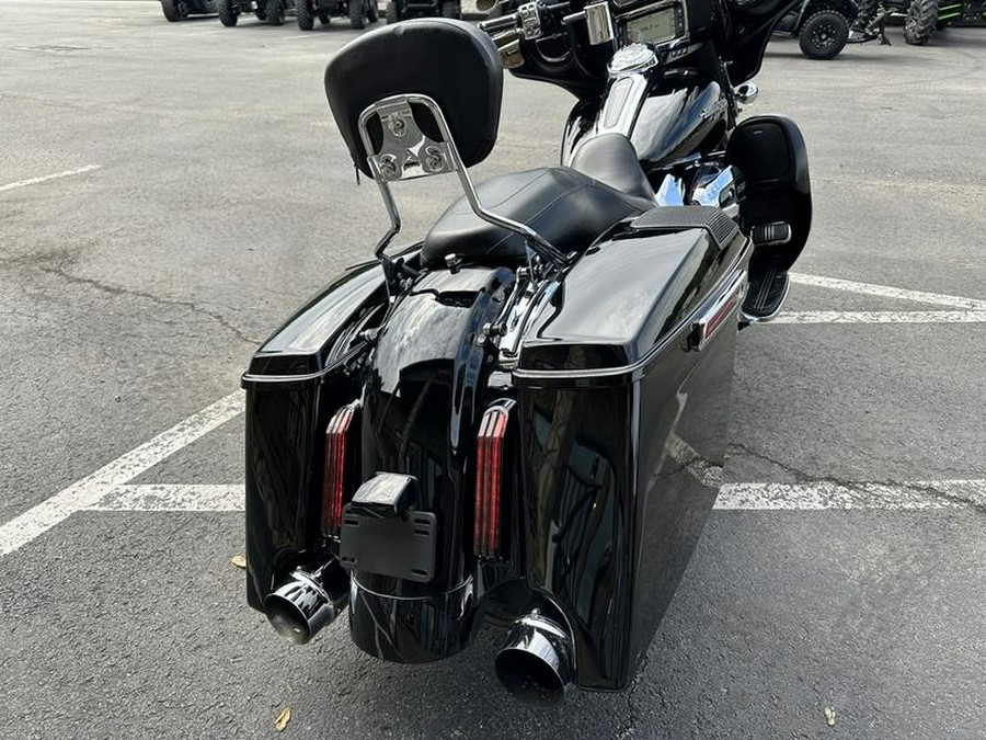 2017 Harley-Davidson® FLHX - Street Glide®