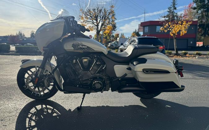2026 Indian Motorcycle Chieftain® PowerPlus Dark Horse with 112 and PowerBand Audio Package