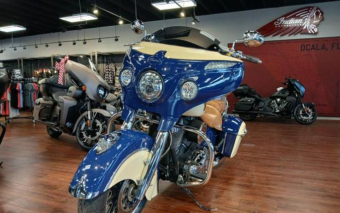 2015 Indian Motorcycle® Chieftain® Springfield Blue/Ivory Cream