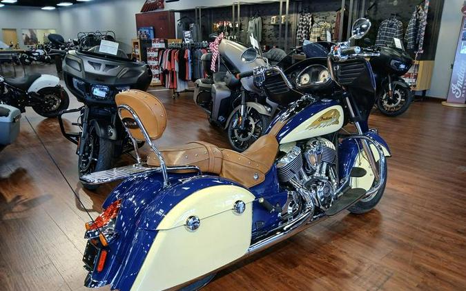 2015 Indian Motorcycle® Chieftain® Springfield Blue/Ivory Cream