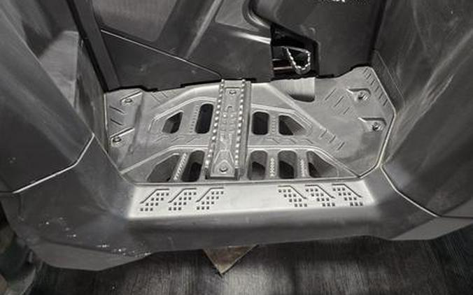 2026 Can-Am® Outlander Pro XU HD7