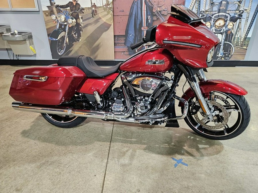 2025 Harley-Davidson FLHX - Street Glide