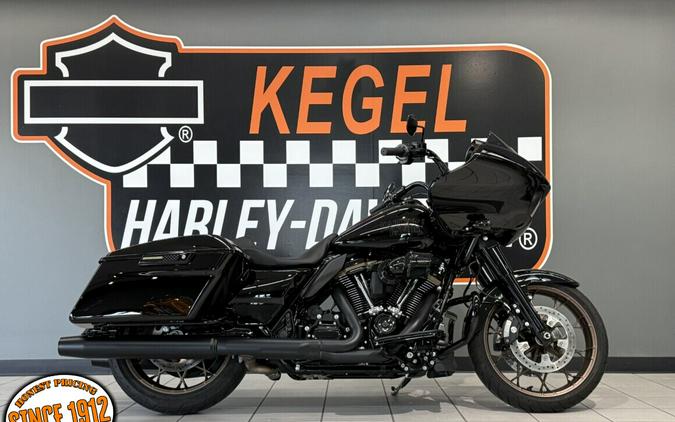 2022 Harley-Davidson® Road Glide® ST Vivid Black