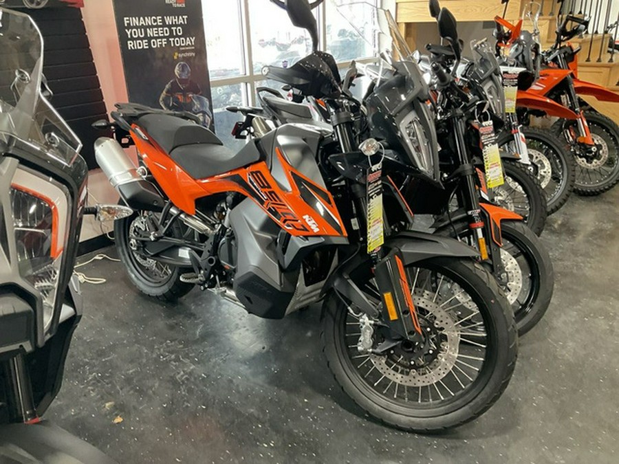 2021 KTM Adventure 890