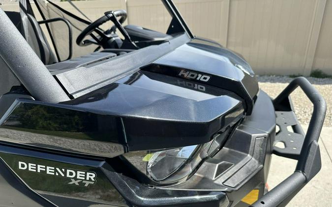 2024 Can-Am Defender XT HD10