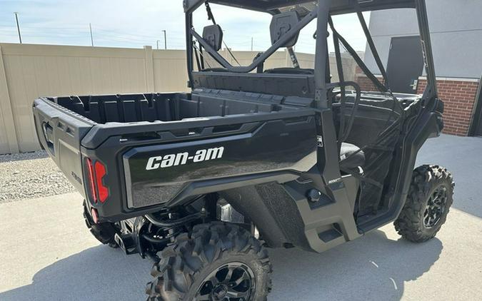 2024 Can-Am Defender XT HD10