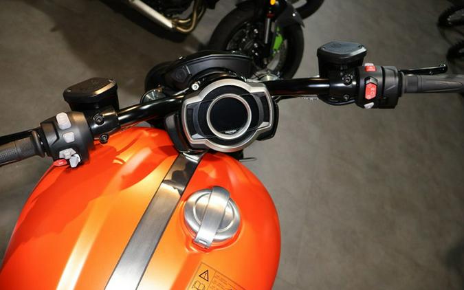 2026 Triumph Rocket 3 Storm R Satin Baja Orange/Matte Sapphire Storm R