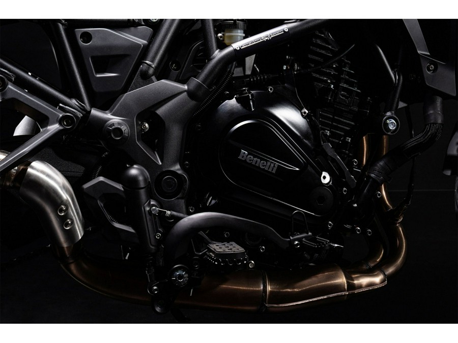 2025 Benelli TRK 702 X