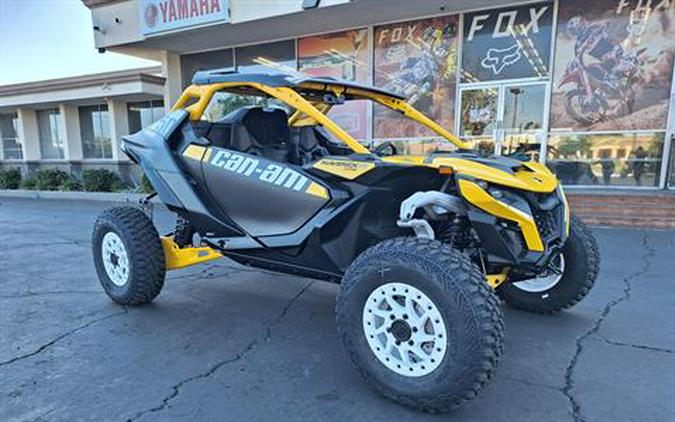 2024 Can-Am Maverick R X RS with Smart-Shox 999T DCT