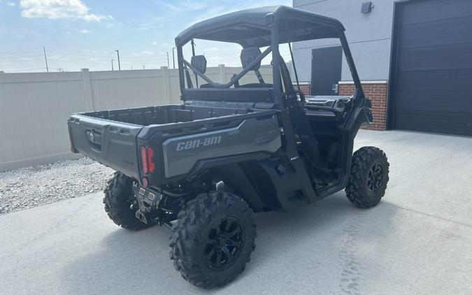 2024 Can-Am Defender XT HD10