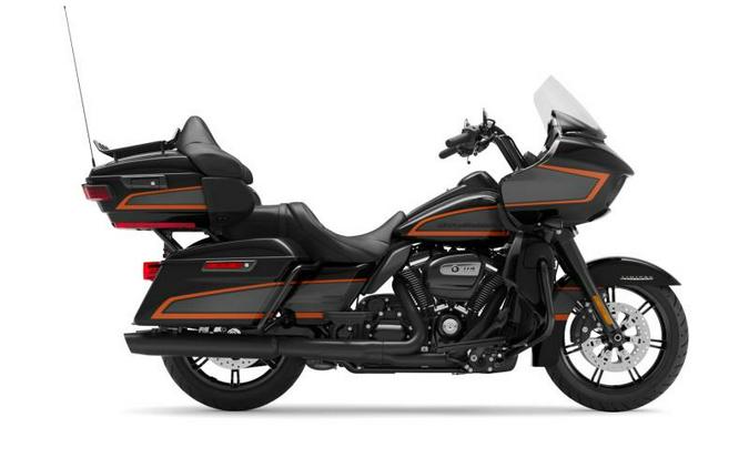 2022 Harley-Davidson Road Glide ST Review [12 Fast Facts]