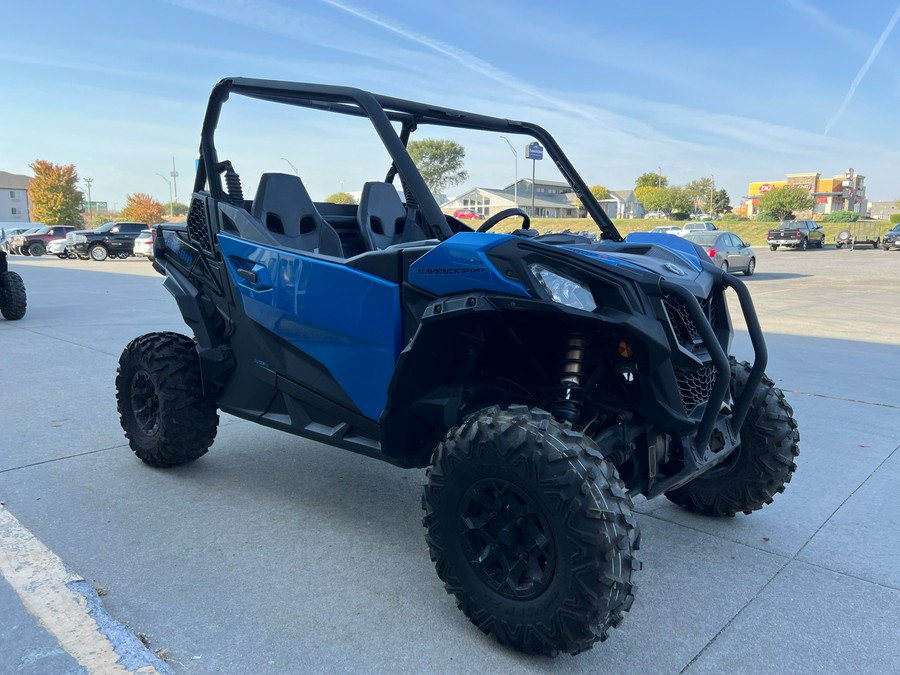 2023 Can-Am Maverick Sport DPS