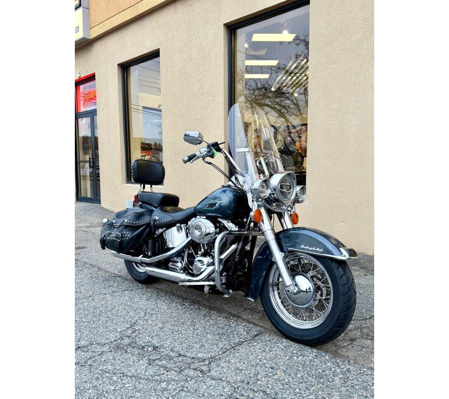 2015 Harley-Davidson® Heritage Softail® Classic FLSTC