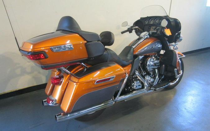 2016 Harley-Davidson® FLHTCUL - Electra Glide® Ultra Classic® Low