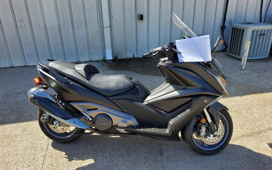 2022 KYMCO AK 550