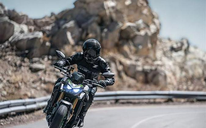 2025 Kawasaki Z900 SE ABS