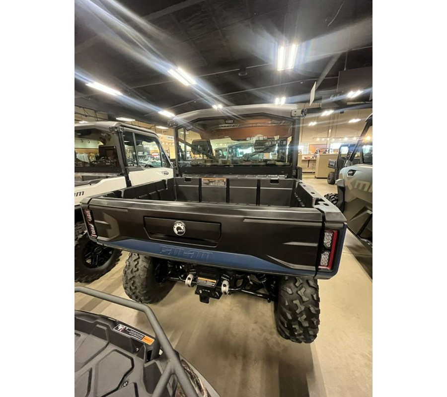 2026 Can-Am Defender XT CAB HD11