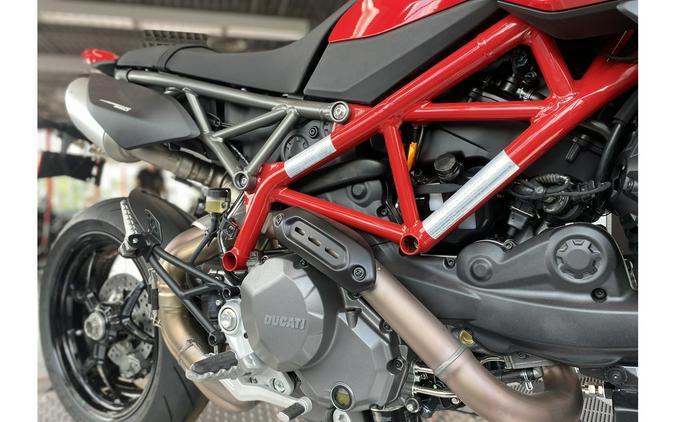 2023 Ducati Hypermotard 950 - Demo