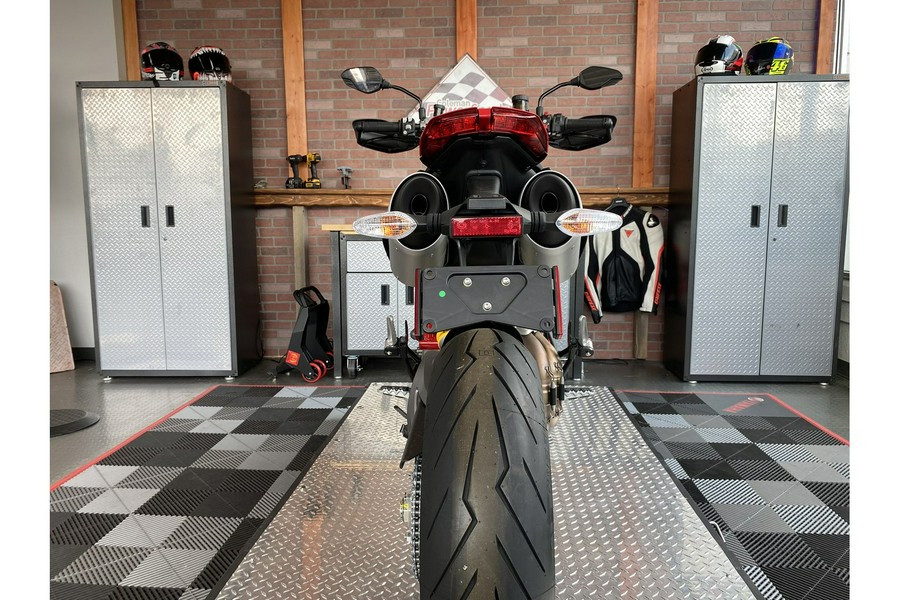 2023 Ducati Hypermotard 950 - Demo