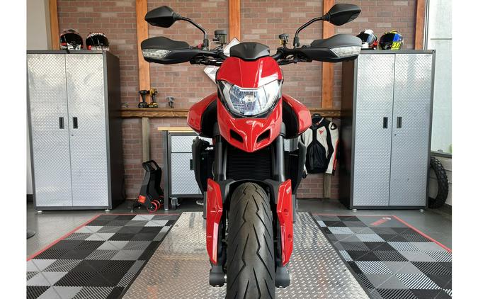 2023 Ducati Hypermotard 950 - Demo