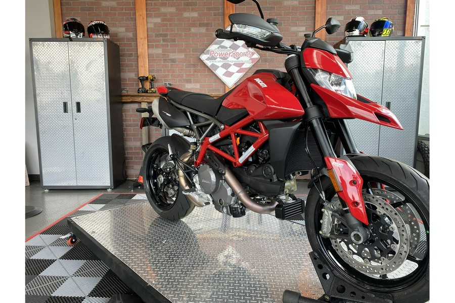 2023 Ducati Hypermotard 950 - Demo