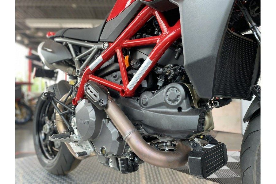 2023 Ducati Hypermotard 950 - Demo