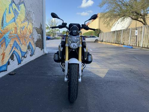 2020 BMW R 1250 R Review with Select Package (21 Fast Facts)