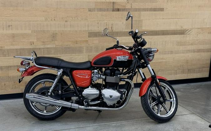 2011 Triumph Bonneville SE